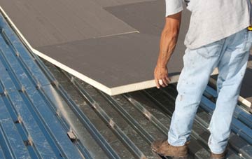 benefits of insulating Menna flat roofing